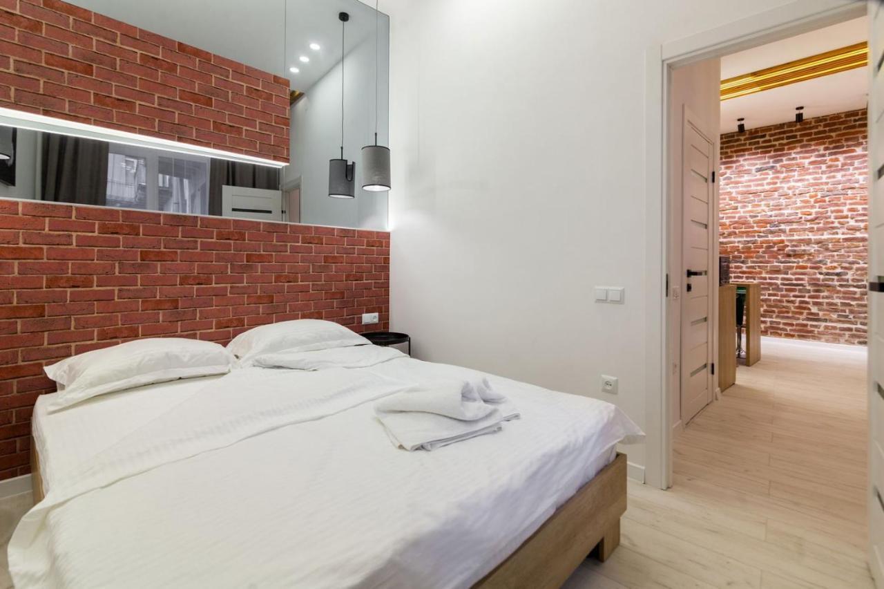 Apartments On Kulisha Str Lviv Exterior photo
