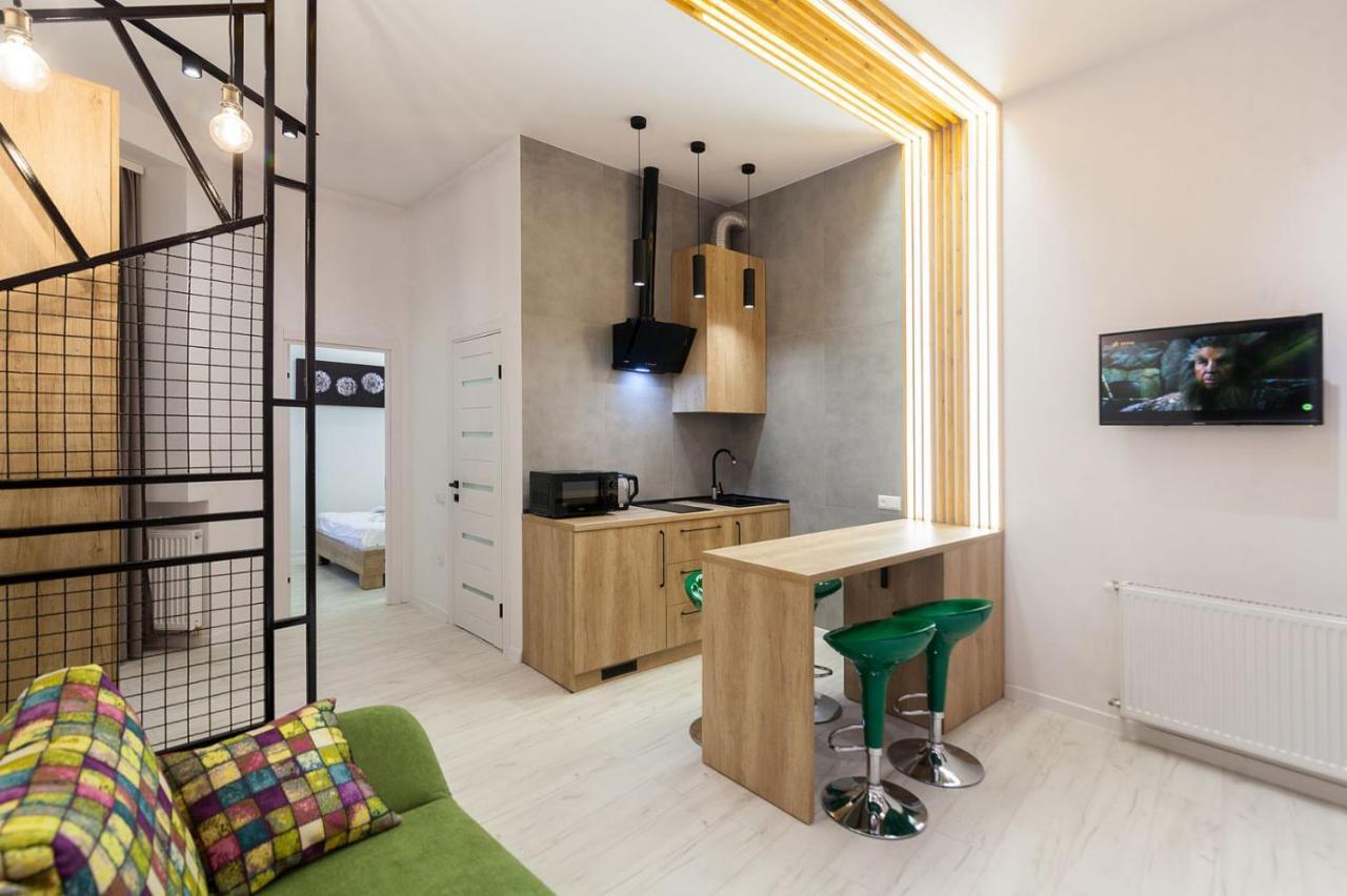 Apartments On Kulisha Str Lviv Exterior photo